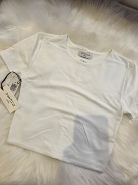 Aritzia Contour White Short Sleeve Crewneck Tee